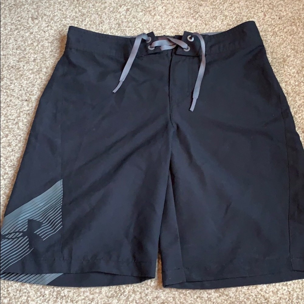 Boys’ Under Armour Heatgear Shorts
